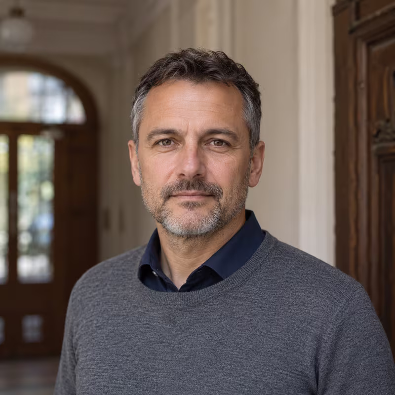 Roman Samák